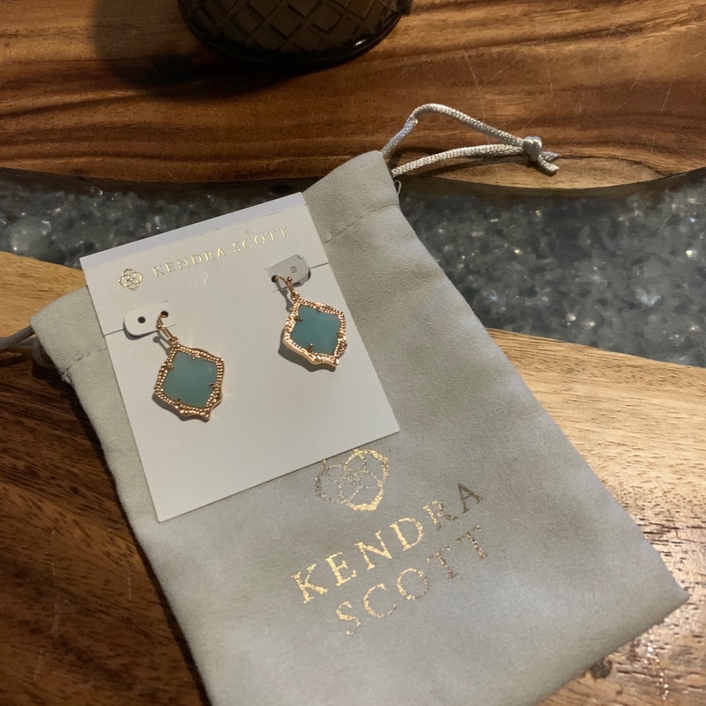 Kendra Scott Kacey Drop Earrings